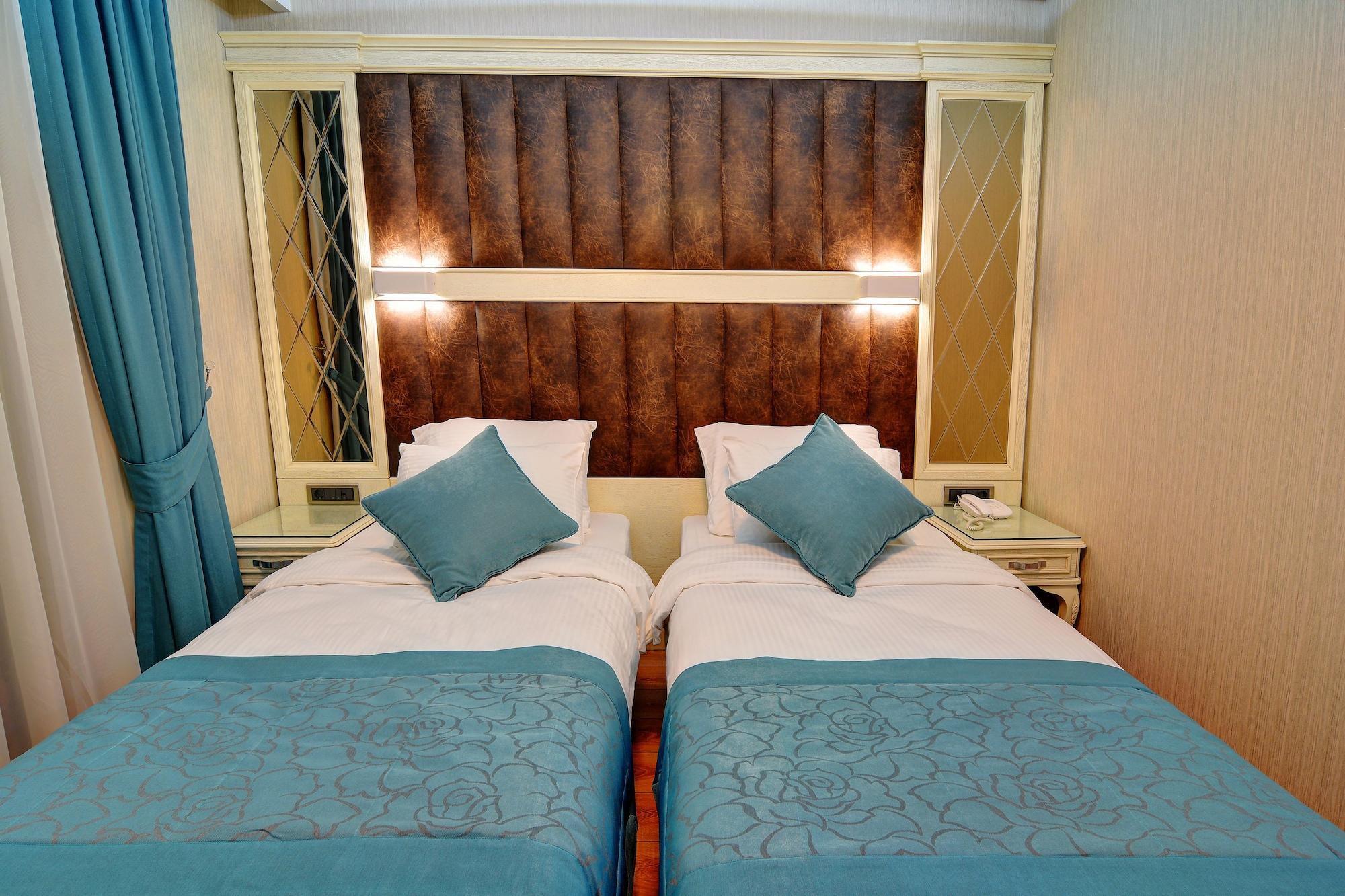 Novelty Hotel Istanbul Exterior photo